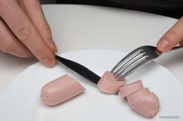 «Живем на 1100 рублей и за год отложили $9 тысяч». Бюджет молодой семьи, которая копит на квартиру «Живем на 1100 рублей и за год отложили $9 тысяч». Бюджет молодой семьи, которая копит на квартиру