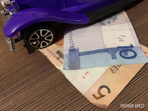 В Беларуси фирма не заплатила транспортный налог за 37 авто. К ней пришли с проверкой