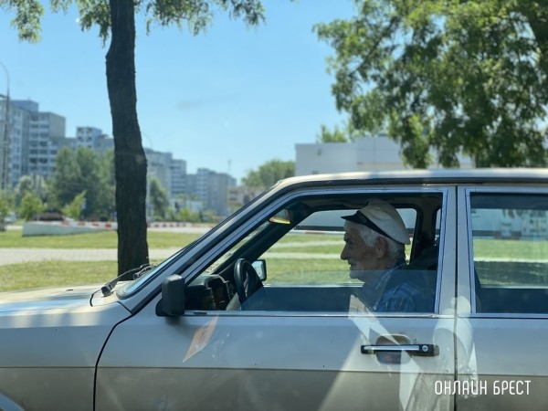 Минздрав обновил список противопоказаний для управления авто