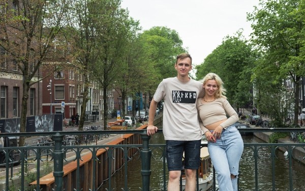 В Амстердам на VW Passat. Белорусы отправились в двухнедельное путешествие в Нидерланды
