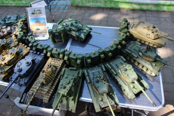 Хобби стало бизнесом. Белорусы повторили знаменитую игру World of Tanks в реальных условиях Хобби стало бизнесом. Белорусы повторили знаменитую игру World of Tanks в реальных условиях