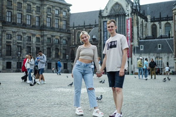 В Амстердам на VW Passat. Белорусы отправились в двухнедельное путешествие в Нидерланды