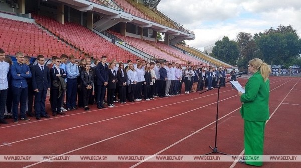 Более 100 брестских школьников стали членами Союза молодежи