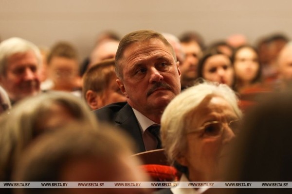 Спектаклем «Не покидай меня» открылся фестиваль «Белая Вежа» в Бресте Спектаклем «Не покидай меня» открылся фестиваль «Белая Вежа» в Бресте