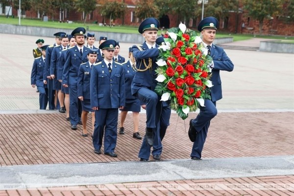Новобранцы таможни приняли присягу в Брестской крепости Новобранцы таможни приняли присягу в Брестской крепости