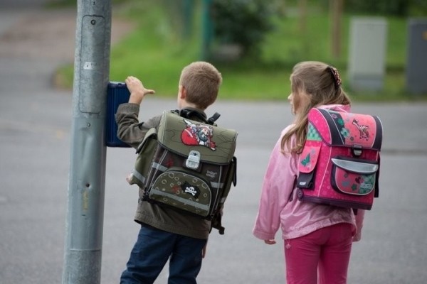 Министр образования назвал оптимальный возраст первоклассника