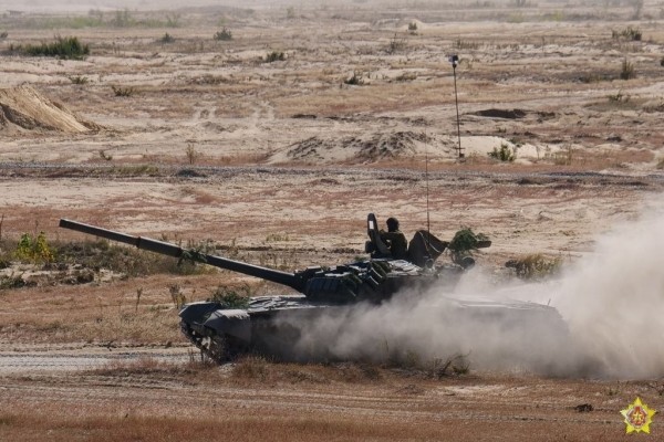 Что происходило на полигоне под Брестом. Минобороны показало Что происходило на полигоне под Брестом. Минобороны показало