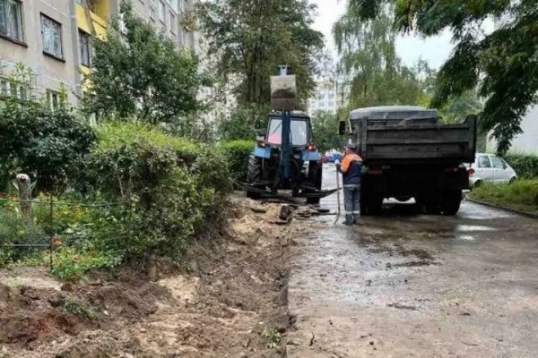 В Бресте продолжается благоустройство дворовых территорий В Бресте продолжается благоустройство дворовых территорий