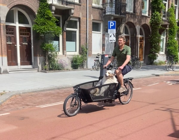 В Амстердам на VW Passat. Белорусы отправились в двухнедельное путешествие в Нидерланды