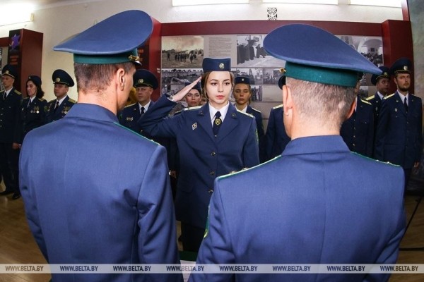 Новобранцы таможни приняли присягу в Брестской крепости Новобранцы таможни приняли присягу в Брестской крепости
