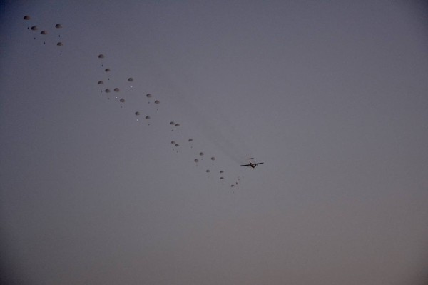 Ночное десантирование на полигоне Брестский Ночное десантирование на полигоне Брестский