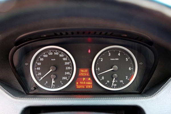 Минская «Барби» на розовом BMW 6-series: «Плёнка обошлась в $1 000, и я ждала её месяц» Минская «Барби» на розовом BMW 6-series: «Плёнка обошлась в $1 000, и я ждала её месяц»