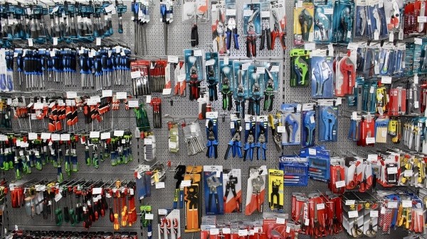 Видеообзор по большому строительному магазину «А-Центр 4» с низкими ценами