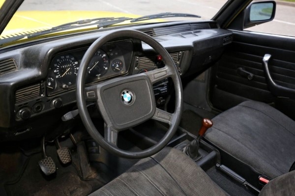 Купил BMW E21 за $500 и восстановил занедорого. Показываем, что получилось у белоруса Купил BMW E21 за $500 и восстановил занедорого. Показываем, что получилось у белоруса