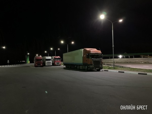 Могут ли фуры из ЕС ездить по всей Беларуси, пояснили в Минтрансе