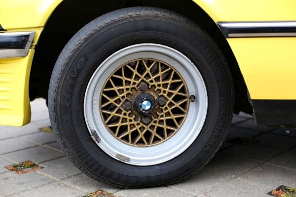 Купил BMW E21 за $500 и восстановил занедорого. Показываем, что получилось у белоруса Купил BMW E21 за $500 и восстановил занедорого. Показываем, что получилось у белоруса