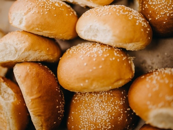 Новинки в меню «Кебаб на болоте» на Киевке: сытные комплексные обеды по доступным ценам и обалденные сезонные напитки