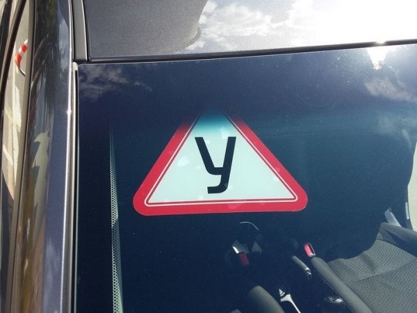 Пришел в ГАИ сдавать экзамен на «автомате», а там развернули: «На чем учились — на том и сдаете»