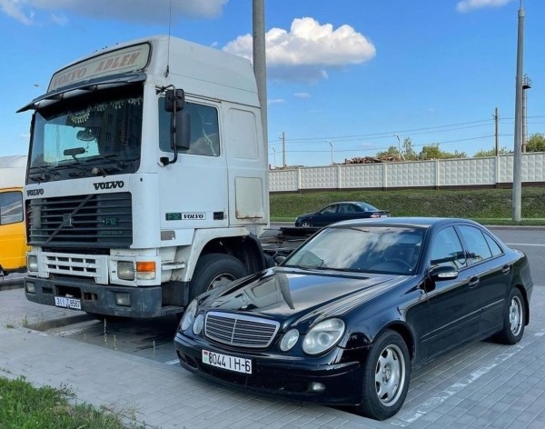 Известный блогер-дальнобойщик купил тягач «ценою в четыре новые покрышки» и стал работать на себя. Как идёт бизнес? Известный блогер-дальнобойщик купил тягач «ценою в четыре новые покрышки» и стал работать на себя. Как идёт бизнес?