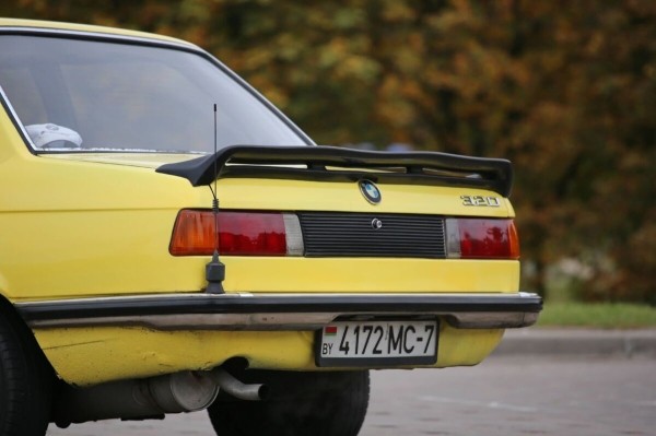 Купил BMW E21 за $500 и восстановил занедорого. Показываем, что получилось у белоруса Купил BMW E21 за $500 и восстановил занедорого. Показываем, что получилось у белоруса