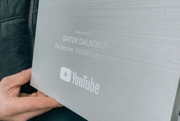 Известный блогер-дальнобойщик купил тягач «ценою в четыре новые покрышки» и стал работать на себя. Как идёт бизнес? Известный блогер-дальнобойщик купил тягач «ценою в четыре новые покрышки» и стал работать на себя. Как идёт бизнес?