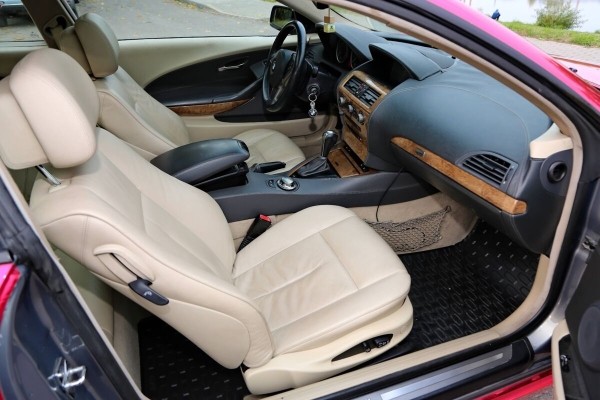 Минская «Барби» на розовом BMW 6-series: «Плёнка обошлась в $1 000, и я ждала её месяц» Минская «Барби» на розовом BMW 6-series: «Плёнка обошлась в $1 000, и я ждала её месяц»