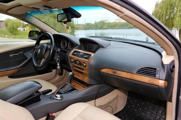 Минская «Барби» на розовом BMW 6-series: «Плёнка обошлась в $1 000, и я ждала её месяц» Минская «Барби» на розовом BMW 6-series: «Плёнка обошлась в $1 000, и я ждала её месяц»