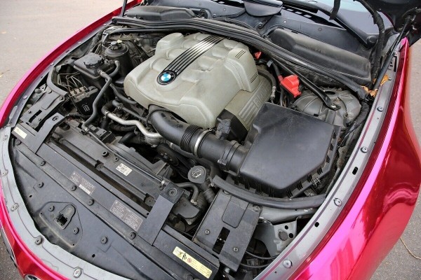 Минская «Барби» на розовом BMW 6-series: «Плёнка обошлась в $1 000, и я ждала её месяц» Минская «Барби» на розовом BMW 6-series: «Плёнка обошлась в $1 000, и я ждала её месяц»