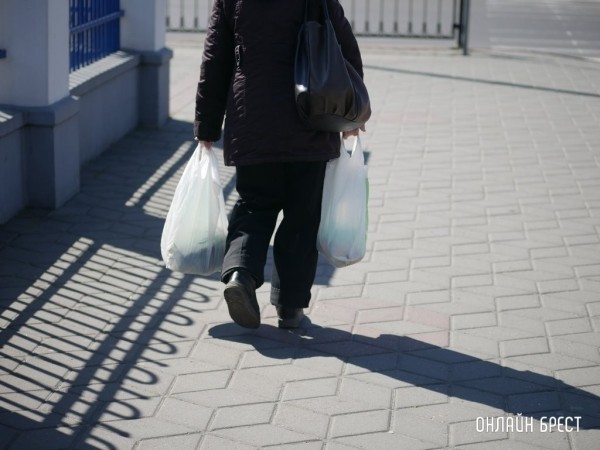 В Беларуси популярная служба доставки продуктов приостановила работу в райцентрах