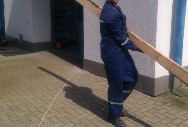 Чем отличаются трудовой договор и контракт? Юрист объяснила