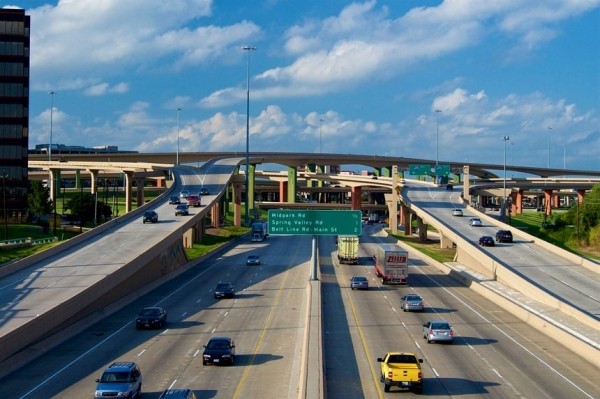 Без навигатора не соваться. 7 необычных автомобильных развязок мира