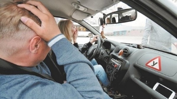 Если отучился на «автомате», на «механике» не поедешь. В ГАИ объяснили порядок сдачи на права Если отучился на «автомате», на «механике» не поедешь. В ГАИ объяснили порядок сдачи на права