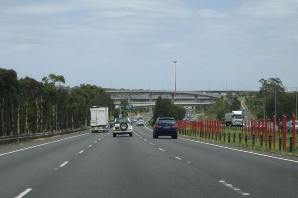 Без навигатора не соваться. 7 необычных автомобильных развязок мира