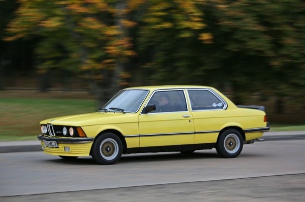 Купил BMW E21 за $500 и восстановил занедорого. Показываем, что получилось у белоруса Купил BMW E21 за $500 и восстановил занедорого. Показываем, что получилось у белоруса