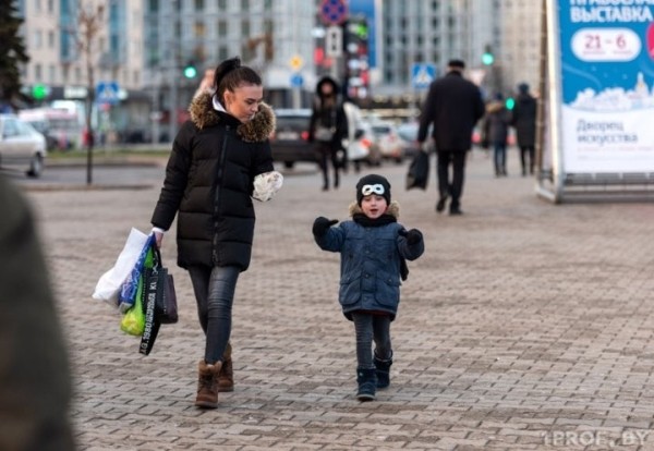 Эксперимент в Лиде: поставить ребенка на очередь в детский сад можно в загсе Эксперимент в Лиде: поставить ребенка на очередь в детский сад можно в загсе