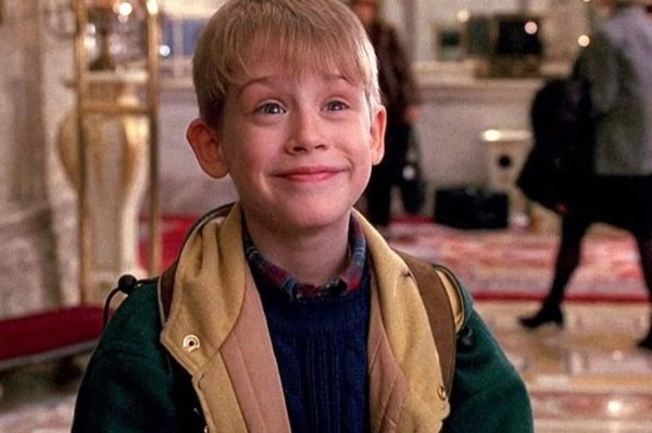 Как выглядят кинозвезды из 1990-х, от которых мы фанатели