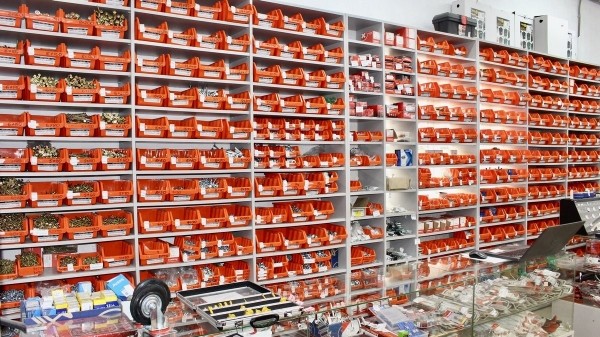 Видеообзор по большому строительному магазину «А-Центр 4» с низкими ценами