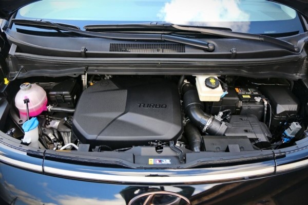 «Растаможка – 25 000 евро!» Белорус привез дизельный Hyundai Staria. Что за он? «Растаможка – 25 000 евро!» Белорус привез дизельный Hyundai Staria. Что за он?