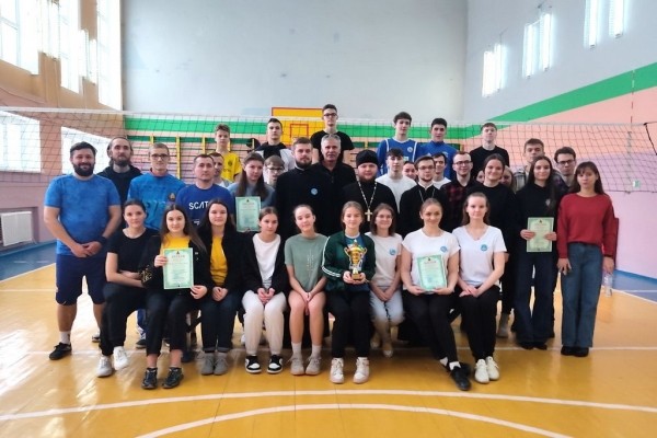 Состоялся 7-й волейбольный турнир среди молодежных православных братств Брестской епархии Состоялся 7-й волейбольный турнир среди молодежных православных братств Брестской епархии