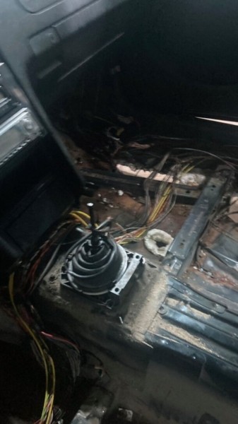 Житель Ивацевичей купил Mercedes-Benz за $2 000, а машина оказалась «трупом» Житель Ивацевичей купил Mercedes-Benz за $2 000, а машина оказалась «трупом»