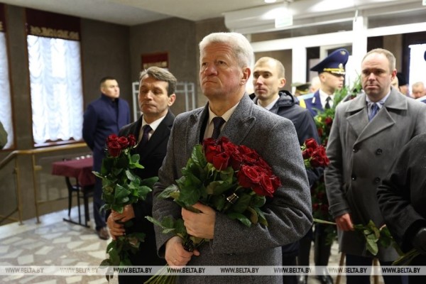 Церемония прощания с Владимиром Макеем Церемония прощания с Владимиром Макеем