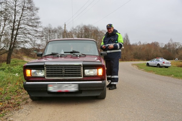 Что думают водители о камерах фотофиксации, которые ловят авто без техосмотра?