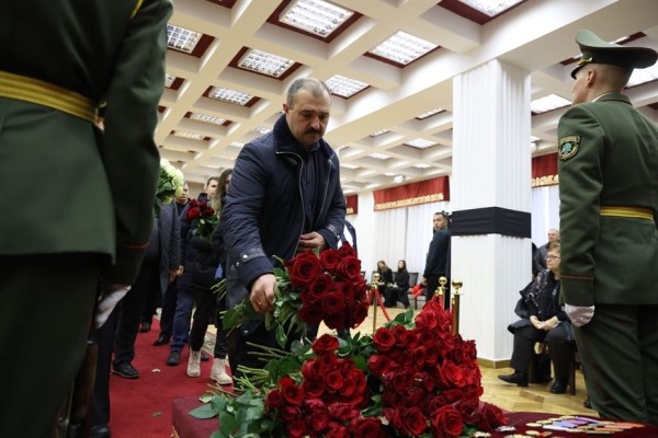 Церемония прощания с Владимиром Макеем Церемония прощания с Владимиром Макеем