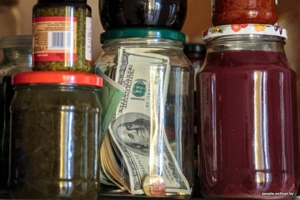 В Беларуси пенсионерка через суд смогла вернуть безотзывный банковский вклад В Беларуси пенсионерка через суд смогла вернуть безотзывный банковский вклад