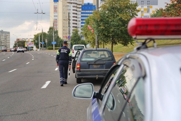 Что думают водители о камерах фотофиксации, которые ловят авто без техосмотра?