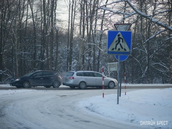 Не забудьте «переобуть» свои машины до 1 декабря Не забудьте «переобуть» свои машины до 1 декабря