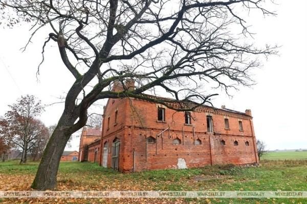Как сейчас выглядит усадьба Рейтанов в Грушевке под Ляховичами (Брестская область)