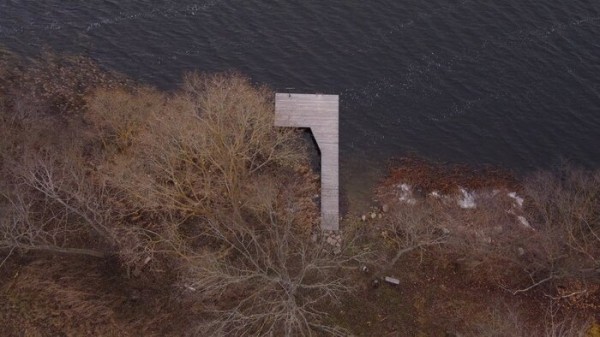 «Мечтала о норковой шубе, а купила дом в деревне». Как супруги обустраивают старую хату прямо на берегу озера «Мечтала о норковой шубе, а купила дом в деревне». Как супруги обустраивают старую хату прямо на берегу озера