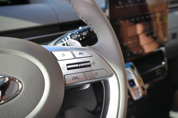 «Растаможка – 25 000 евро!» Белорус привез дизельный Hyundai Staria. Что за он? «Растаможка – 25 000 евро!» Белорус привез дизельный Hyundai Staria. Что за он?