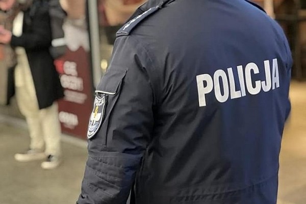 В Варшаве задержали белоруса, пришедшего в банк с чужим паспортом